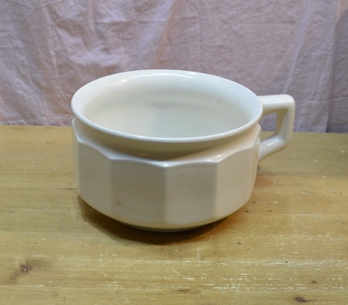 Vecchio pitale vaso da notte - vecchio,