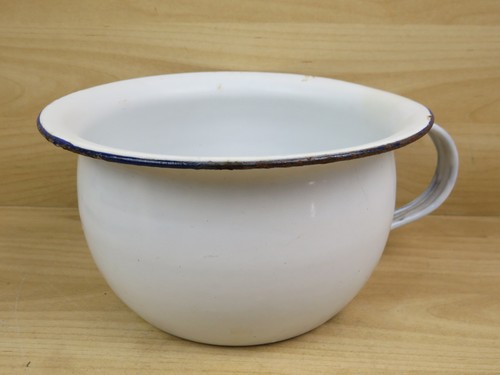 Vecchio vaso notte pitale - notte,