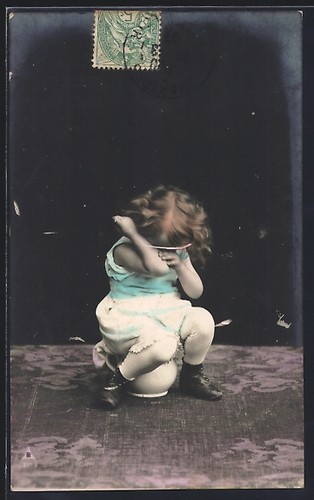 Cartolina ragazza sul - ragazza,